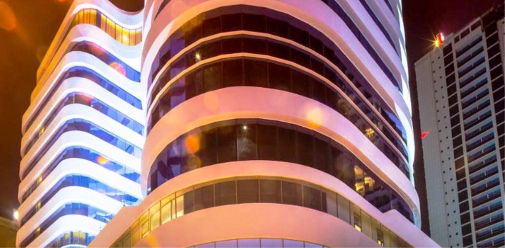 Arch Hotel Manamah Buitenkant foto