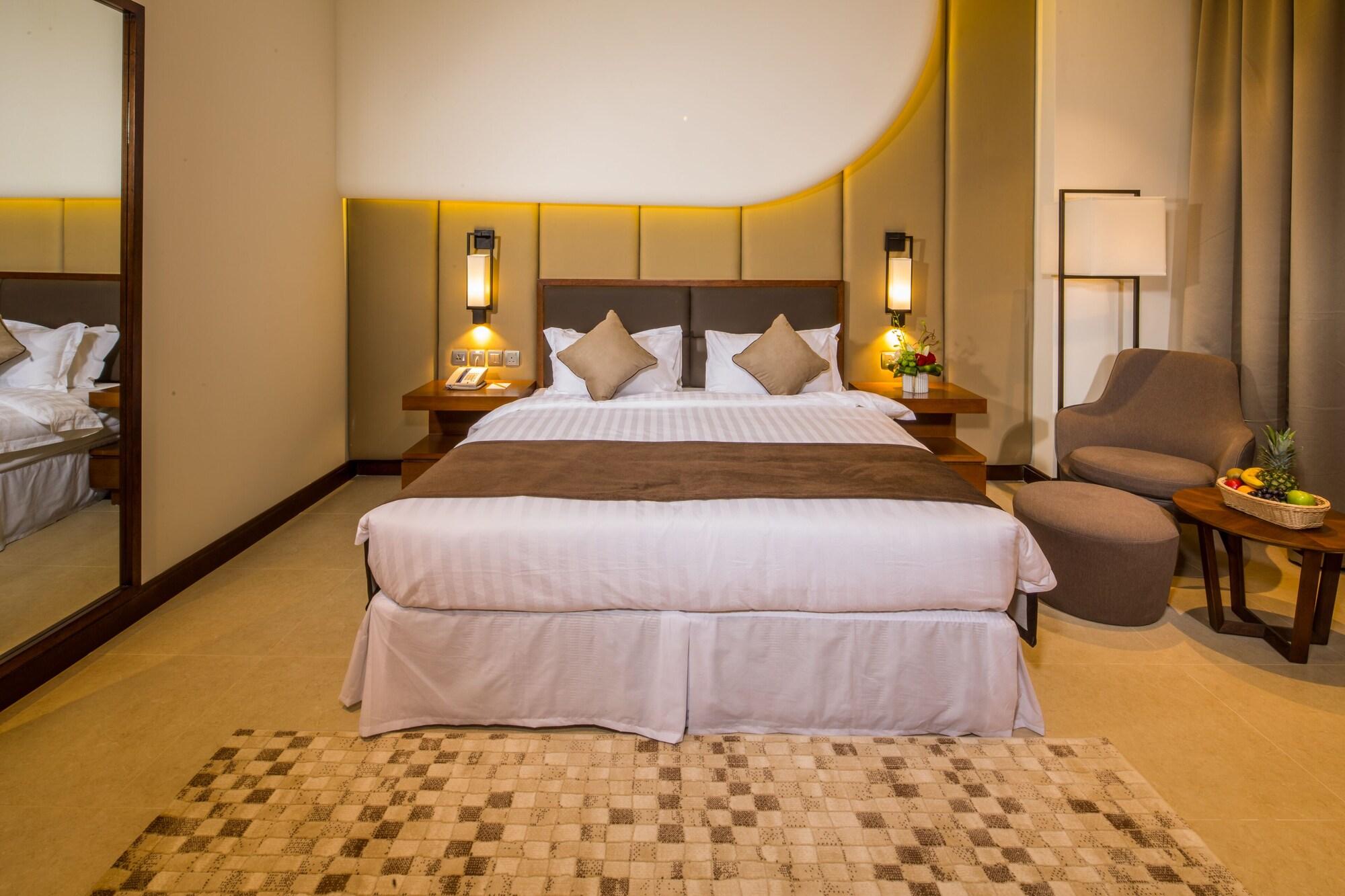 Arch Hotel Manamah Buitenkant foto