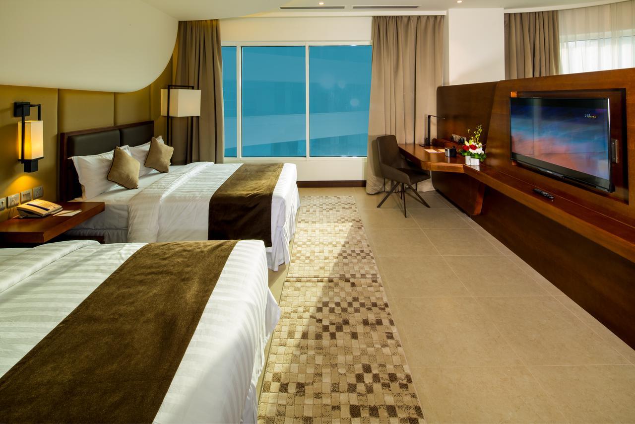 Arch Hotel Manamah Buitenkant foto